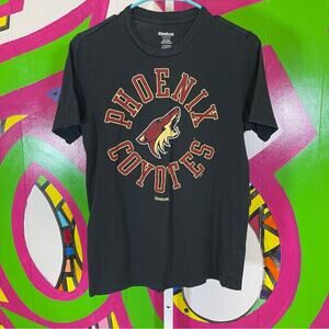Reebok, Phoenix Coyotes T-Shirt. Size Youth L(14/16). Excellent condition!